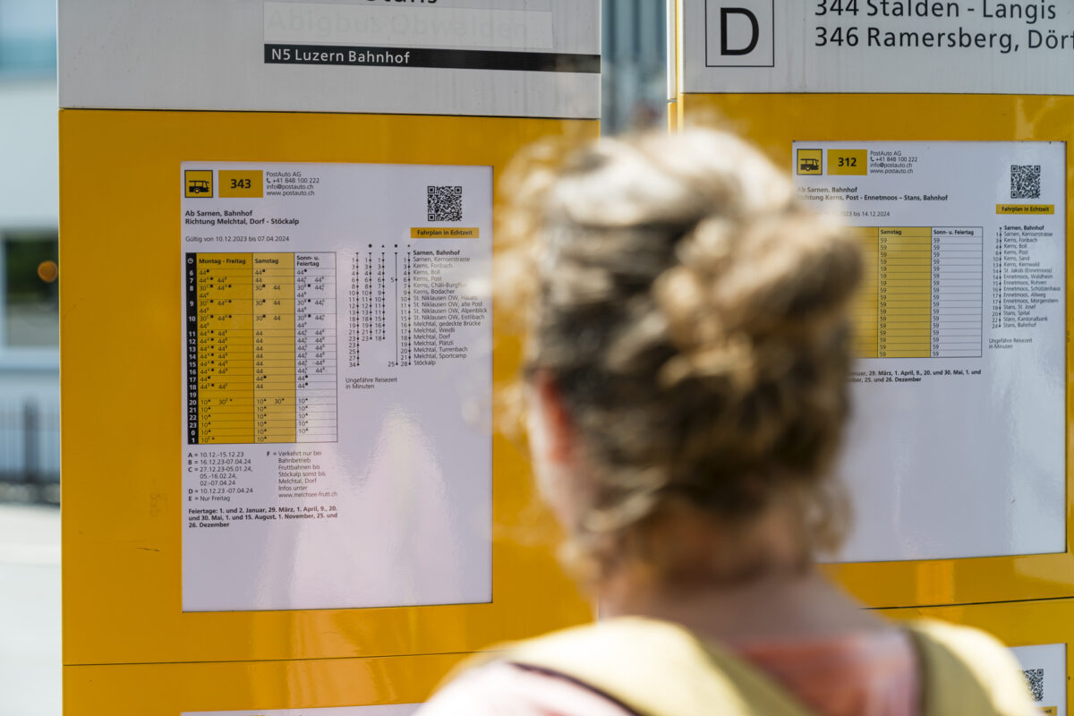 Bahnhof Sarnen Postautofahrplan