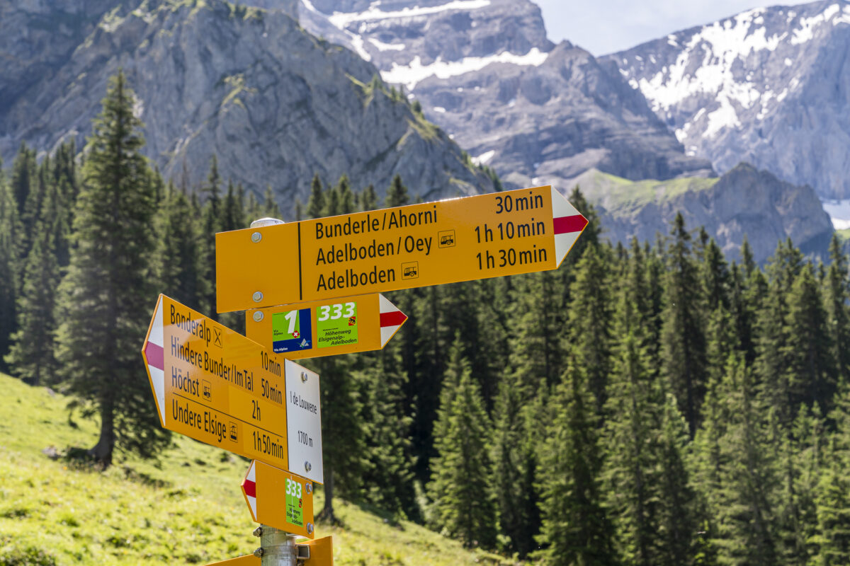 Wegweiser Bonderalp nach Adelboden