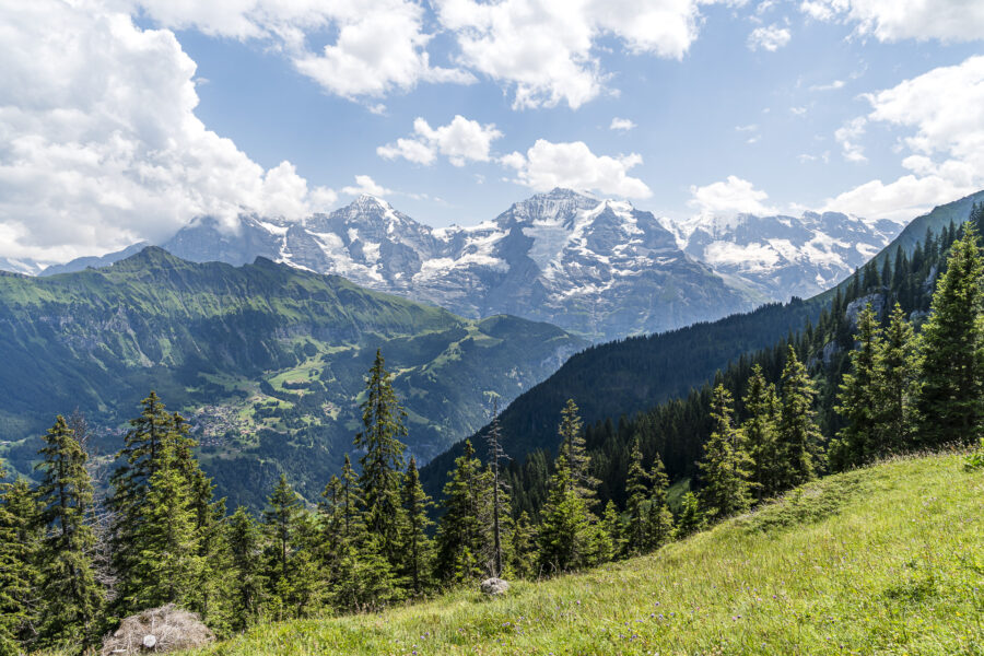 Panorama auf der Wanderung Saxeten-Isenfluh